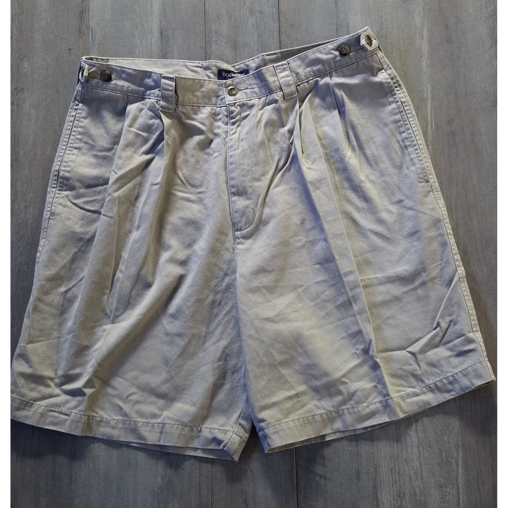 Docker's Khakis Cotton Tan Pleated Chico Shorts Men Sz 36 Golf